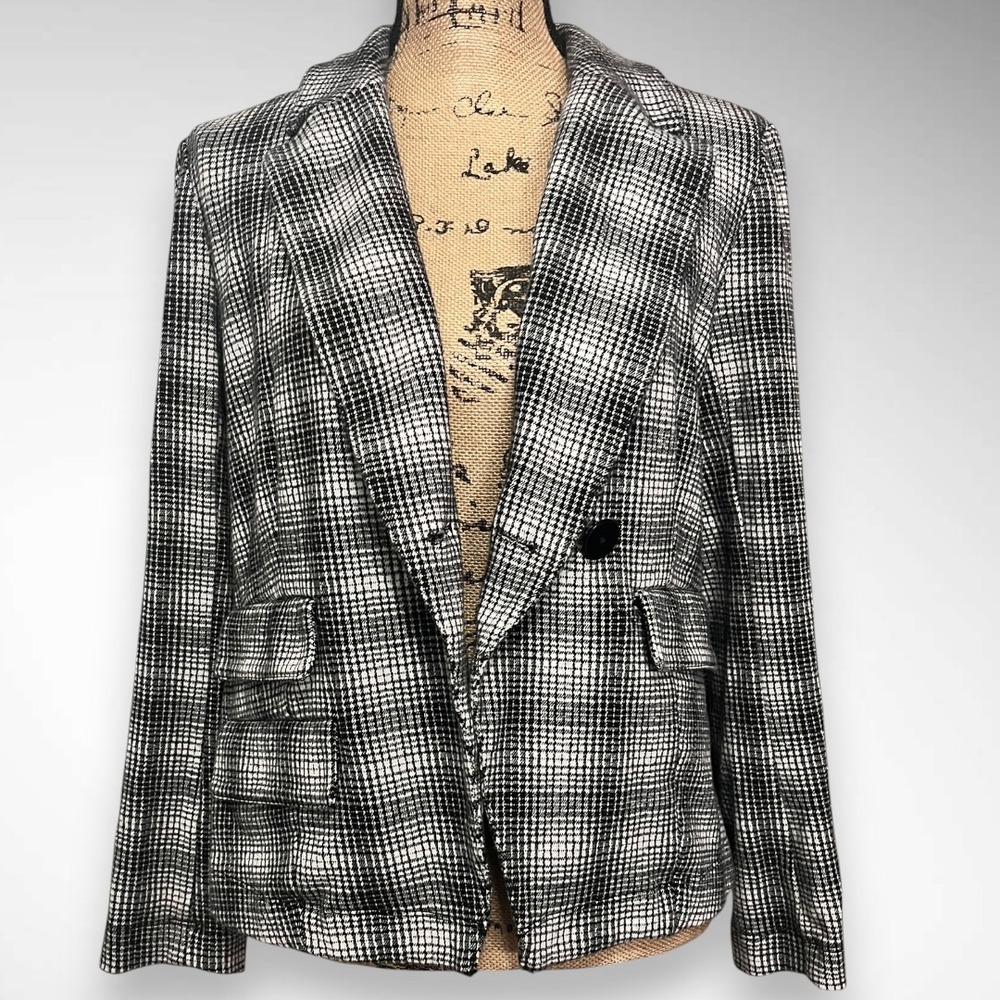 MAEVE BY ANTHROPOLOGIE Collegiate Knit Black and White Plaid Blazer Size Small